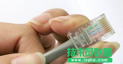 ��ˮ���^����8P�Ĳۃ�(n��i)