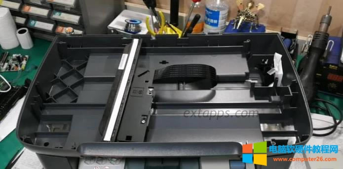 掃描器運(yùn)行不靈活,首先在掃描導(dǎo)軌上打一點(diǎn)潤滑油 掃描器運(yùn)行不靈活,首先在掃描導(dǎo)軌上打一點(diǎn)潤滑油