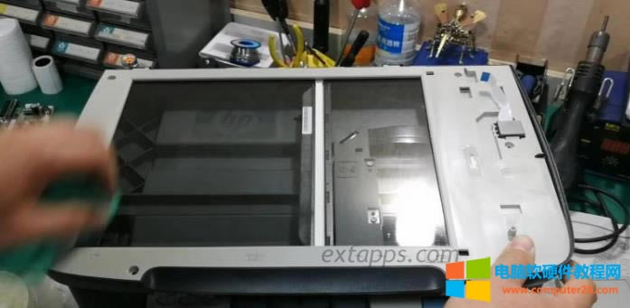 掃描器數(shù)據(jù)線接觸不良,或數(shù)據(jù)線壞,可以嘗試拔掉重新插上試試 掃描器數(shù)據(jù)線接觸不良,或數(shù)據(jù)線壞,可以嘗試拔掉重新插上試試