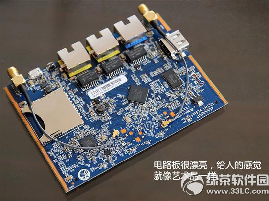 極路由2拆解評測 極路由極貳拆解2