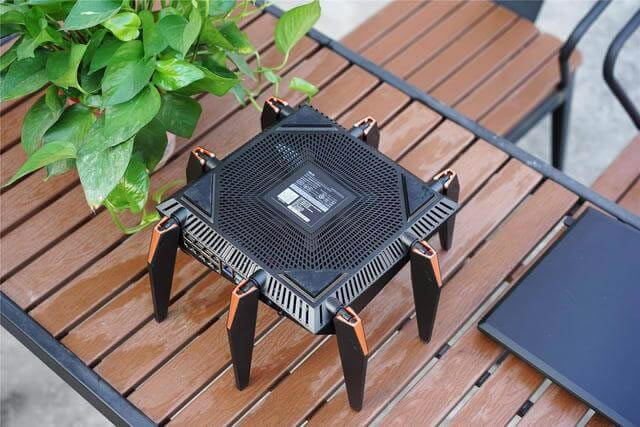 �A�TROG GT-AC5300·�����M�W����