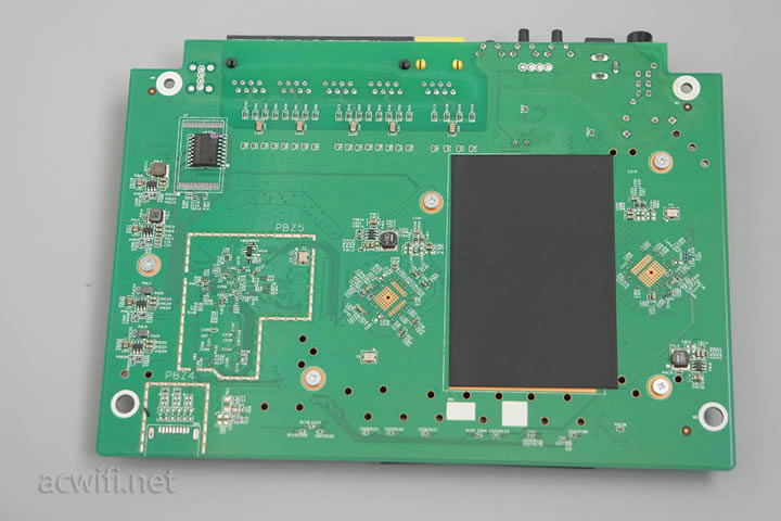 友訊DIR878拆機(jī) AC1900無線路由器